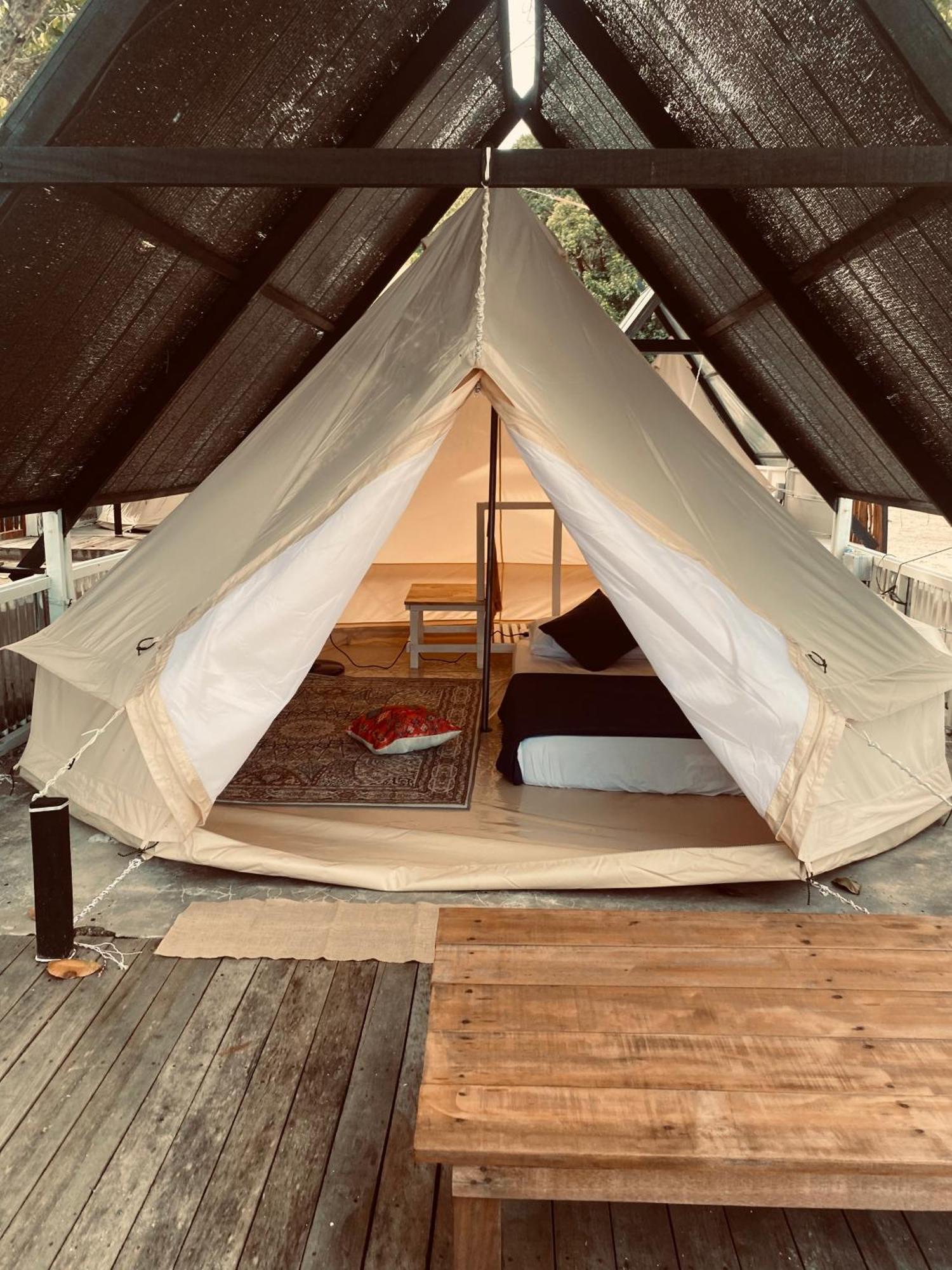 Juita Glamping Perhentian Island Hotel Kampung Kuala Besut Bagian luar foto
