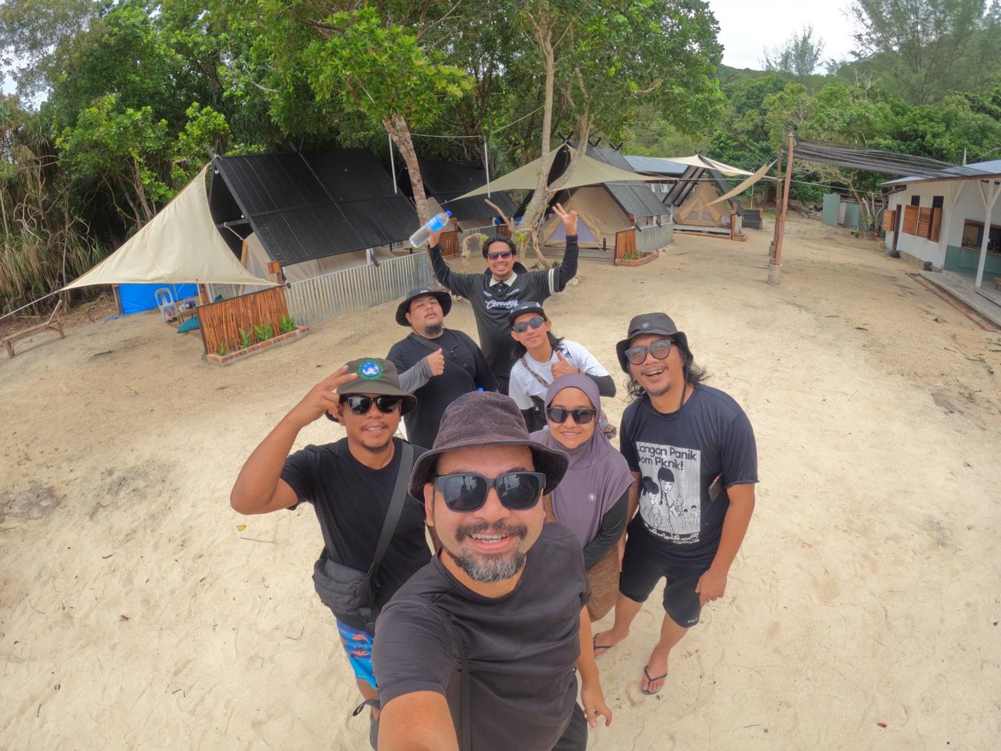 Juita Glamping Perhentian Island Hotel Kampung Kuala Besut Bagian luar foto